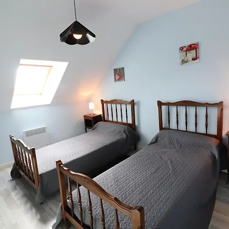 Holiday home Maison Au Calme Avec Jardin, Cheminee Et Wi-fi, Proche Lacs Et Activites En Pleine Nature - Fr-1-742-253