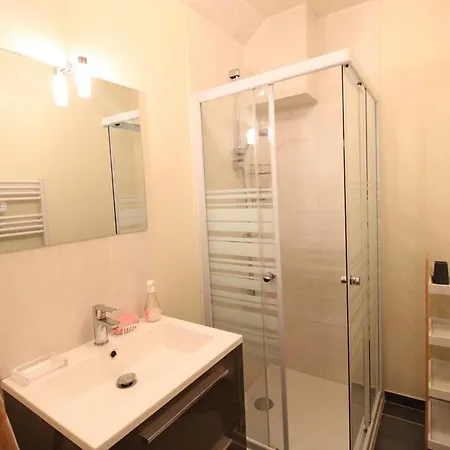 Maison Au Calme Avec Jardin, Cheminee Et Wi-fi, Proche Lacs Et Activites En Pleine Nature - Fr-1-742-253 Holiday home Champagnac (Auvergne)